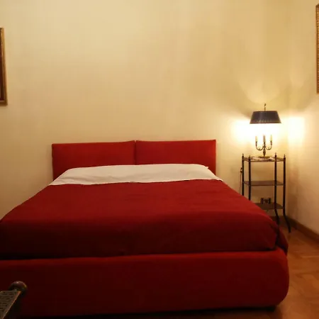 Piazza Duomo Apartman *